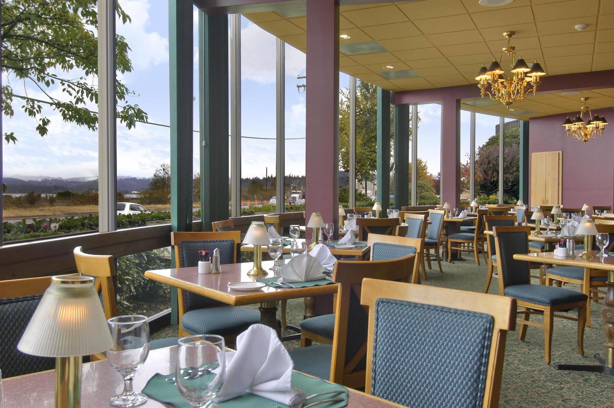 Red Lion Hotel Coos Bay Nhà hàng bức ảnh