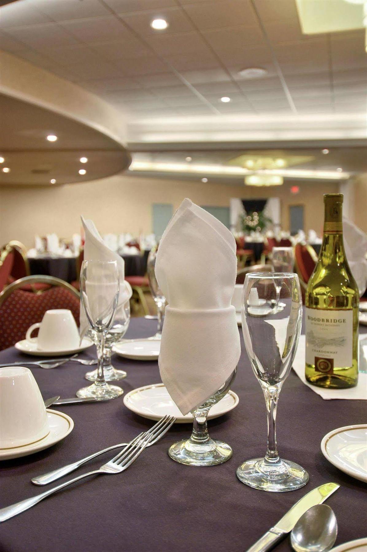 Red Lion Hotel Coos Bay Ngoại thất bức ảnh